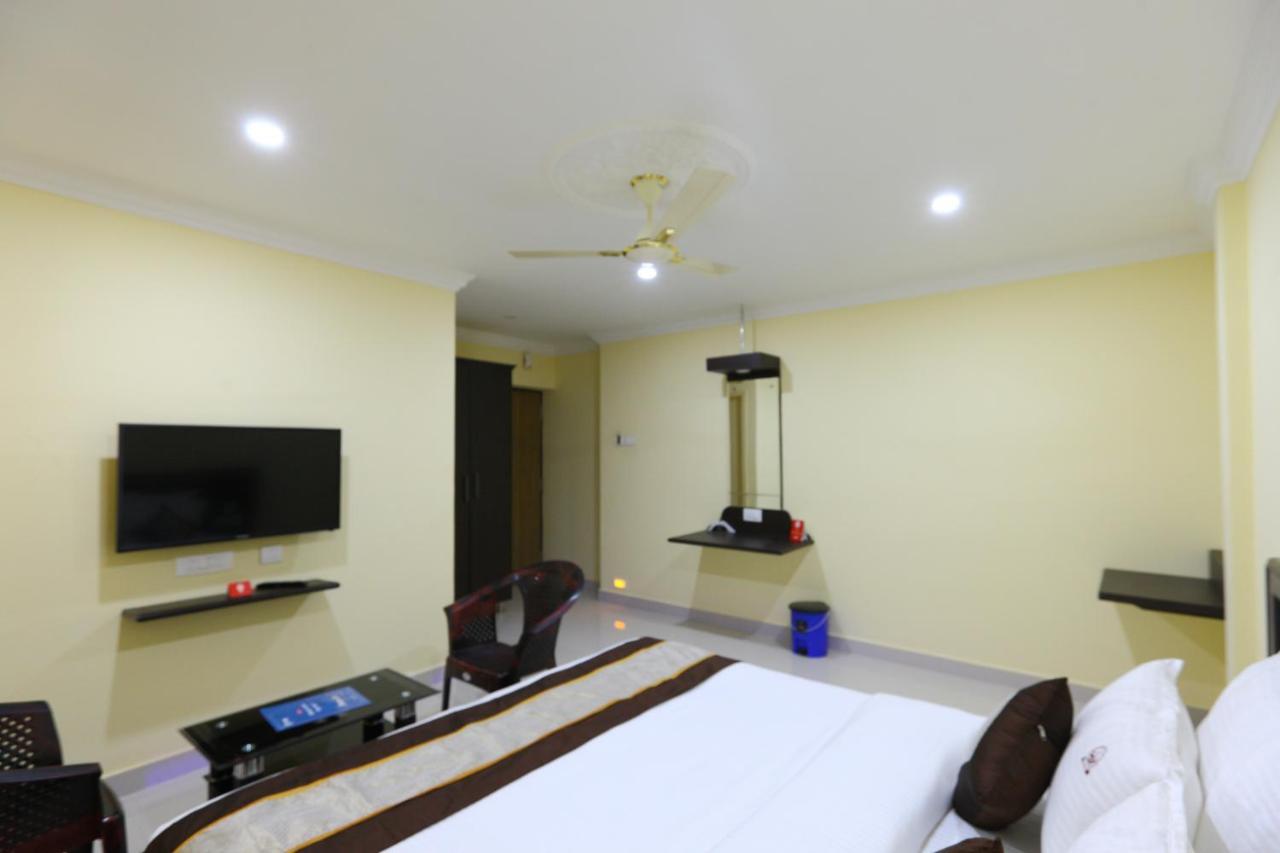 Hotel Sal Inn - Near Airport Chennai Exterior foto