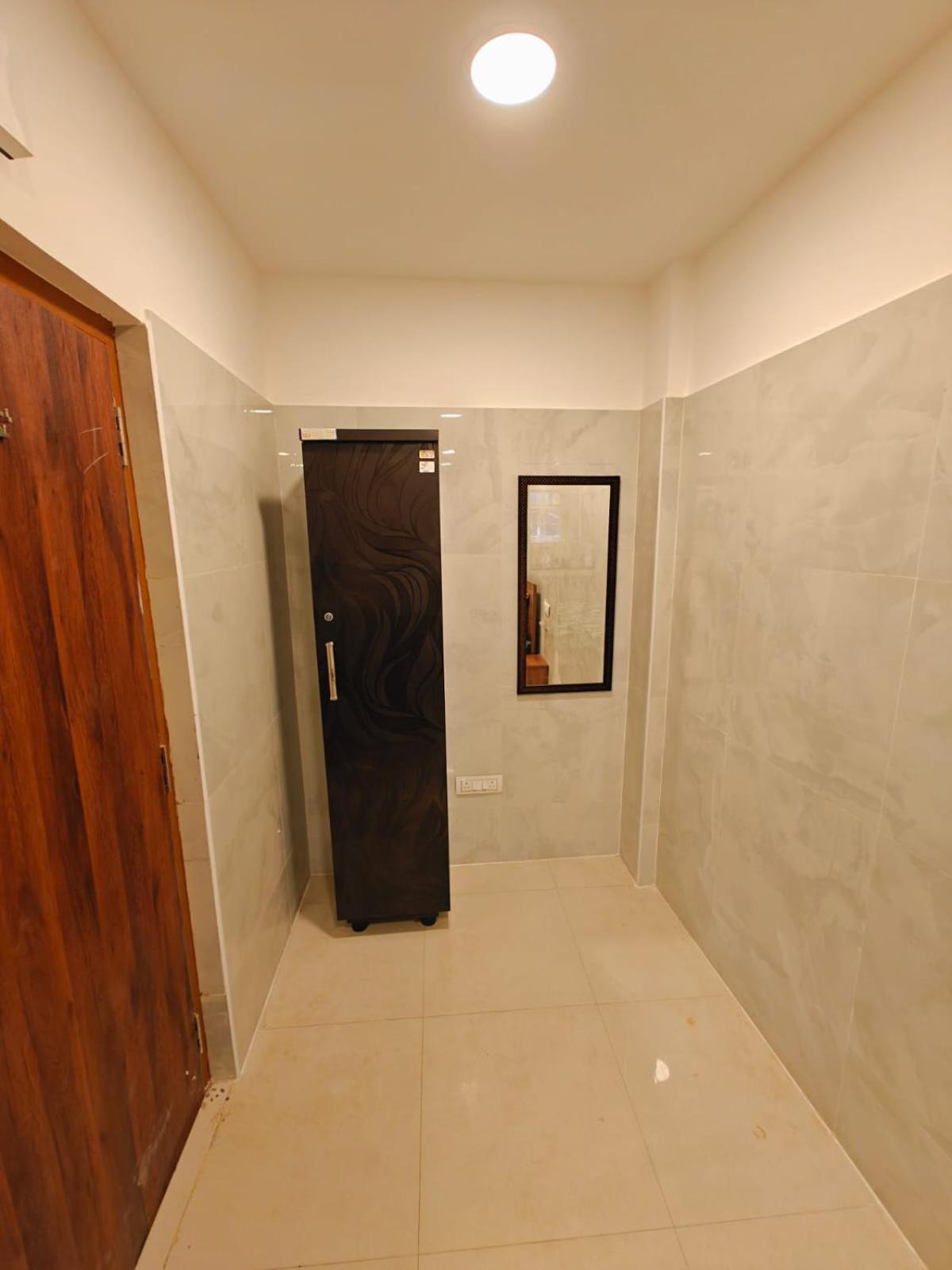 Hotel Sal Inn - Near Airport Chennai Exterior foto